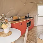Tente de luxe Glamping Biala Czapla Z Balia Nad Jeziorem Czorsztynskim Maniowy
