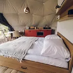 Glamping Biala Czapla Z Balia Nad Jeziorem Czorsztynskim