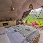 Glamping Biala Czapla Z Balia Nad Jeziorem Czorsztynskim Campo de lujo *