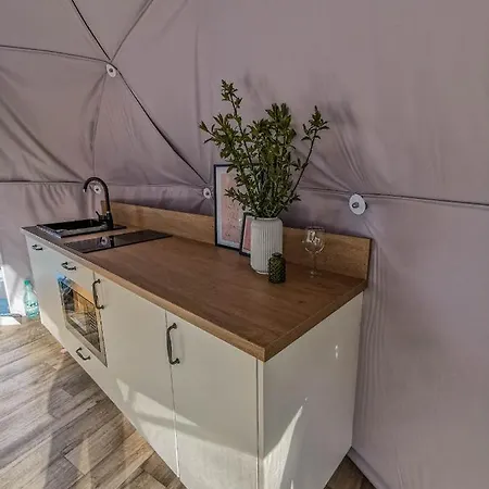 Biala Czapla Glamping Z Balia Nad Jeziorem Czorsztynskim Maniowy
