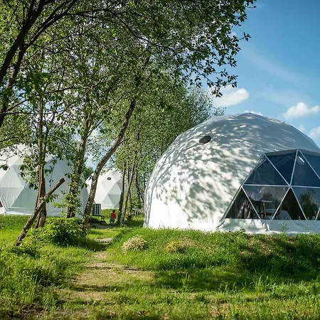 Glamping Biala Czapla Z Balia Nad Jeziorem Czorsztynskim Maniowy